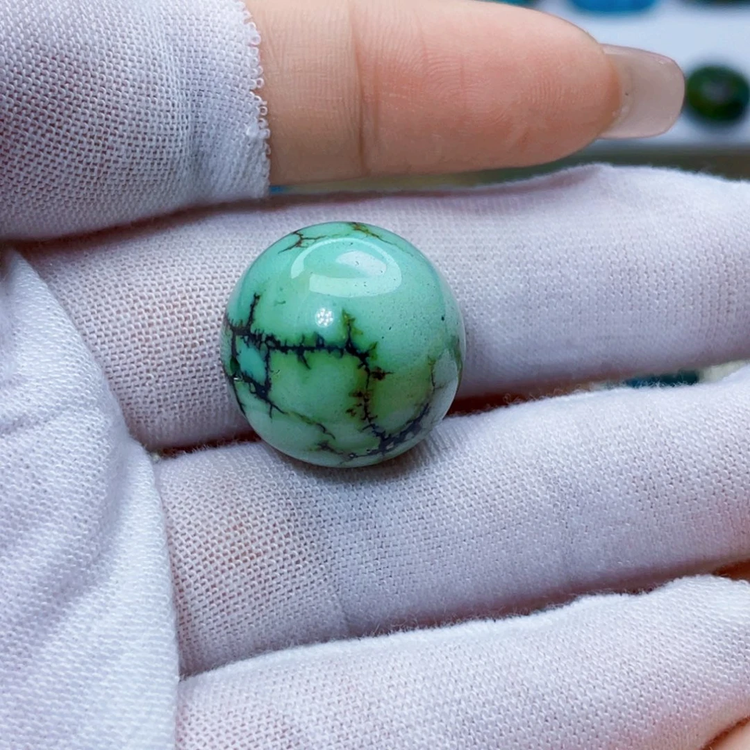 绿松石未镶嵌饰品