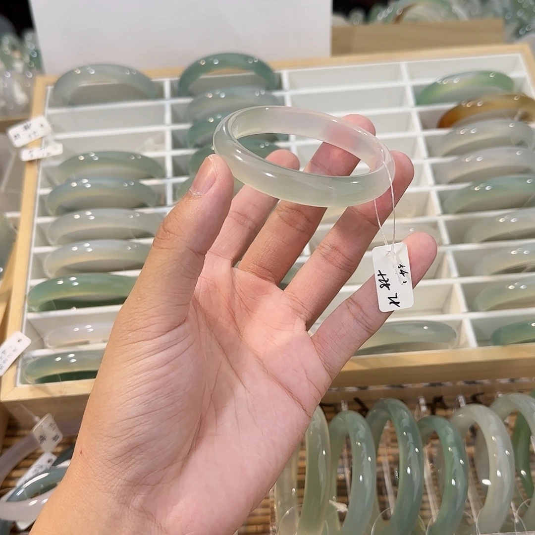 手镯玛瑙/玉髓未镶嵌圈口54.2