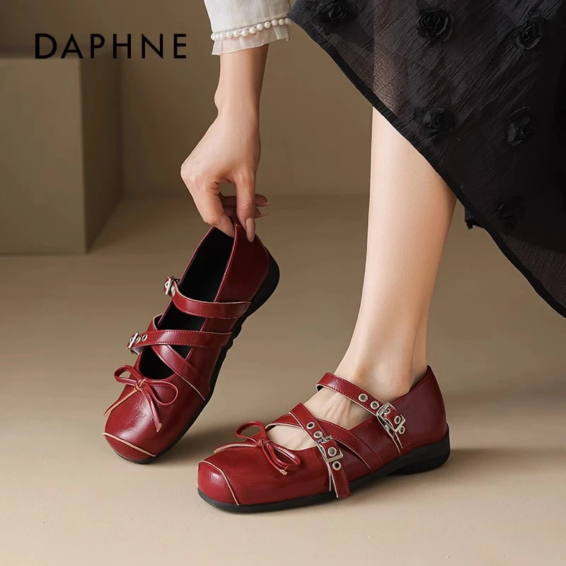 达芙妮红色芭蕾玛丽珍女鞋小皮鞋2025夏法式复古绝美方头平底单鞋