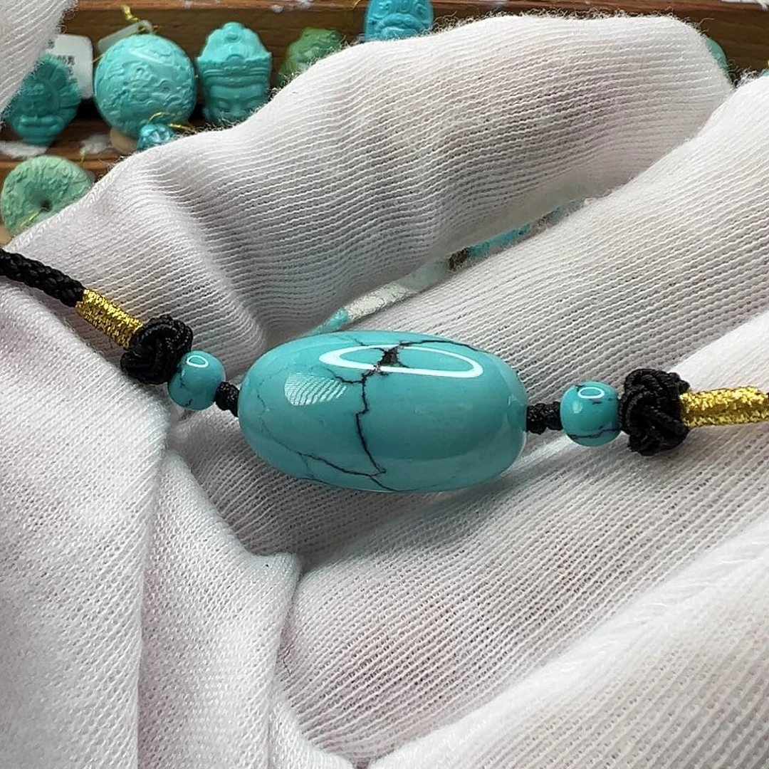 绿松石配饰未镶嵌