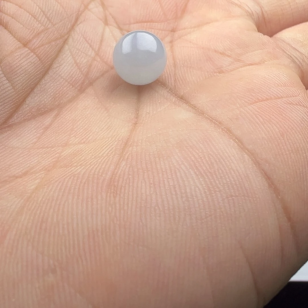 翡翠散珠小****』天然翡翠