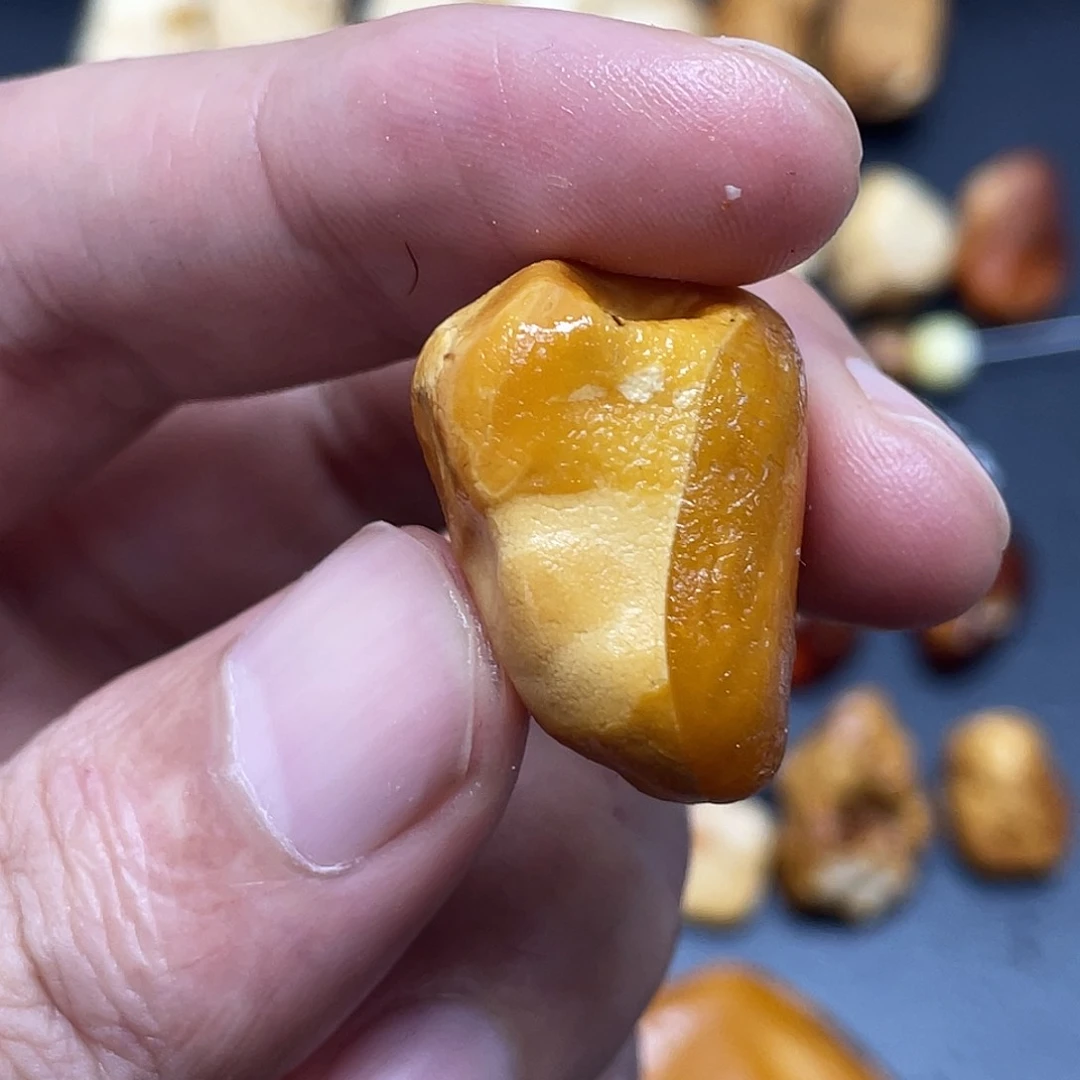 未镶嵌定制琥珀定制