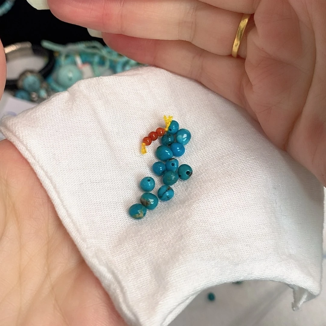 南红玛瑙未镶嵌珠宝奇石