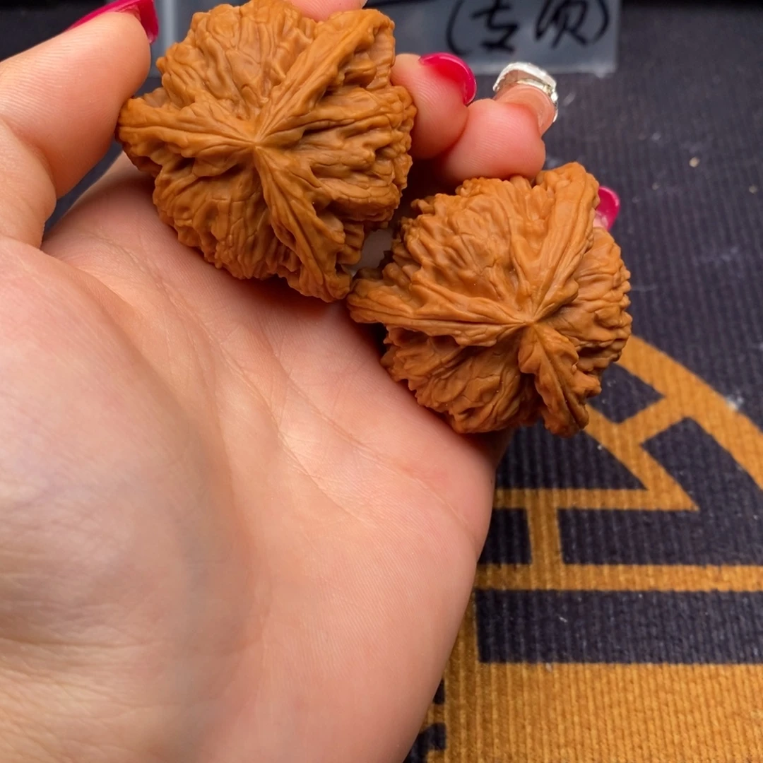 A***鬼把件文玩核桃白狮子