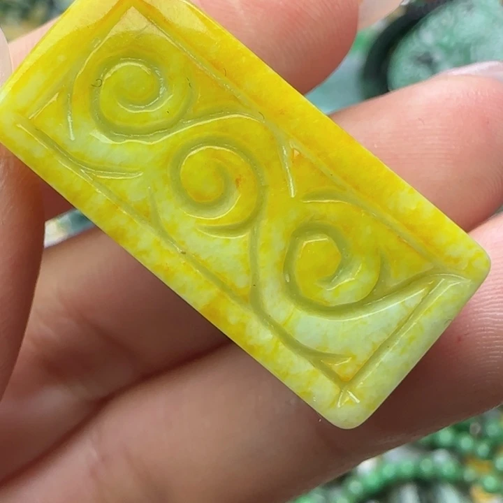 翡翠未镶嵌颈饰天然A货62