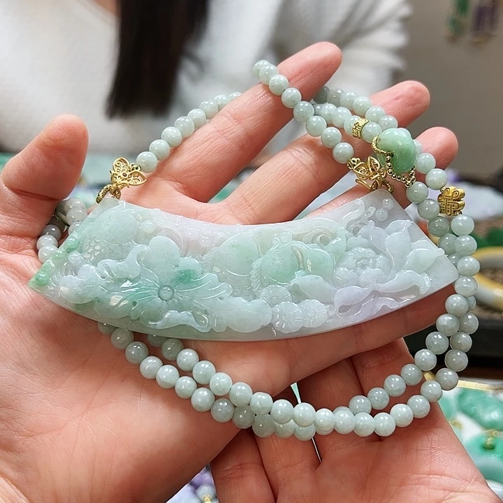 翡翠颈饰未镶嵌吊坠