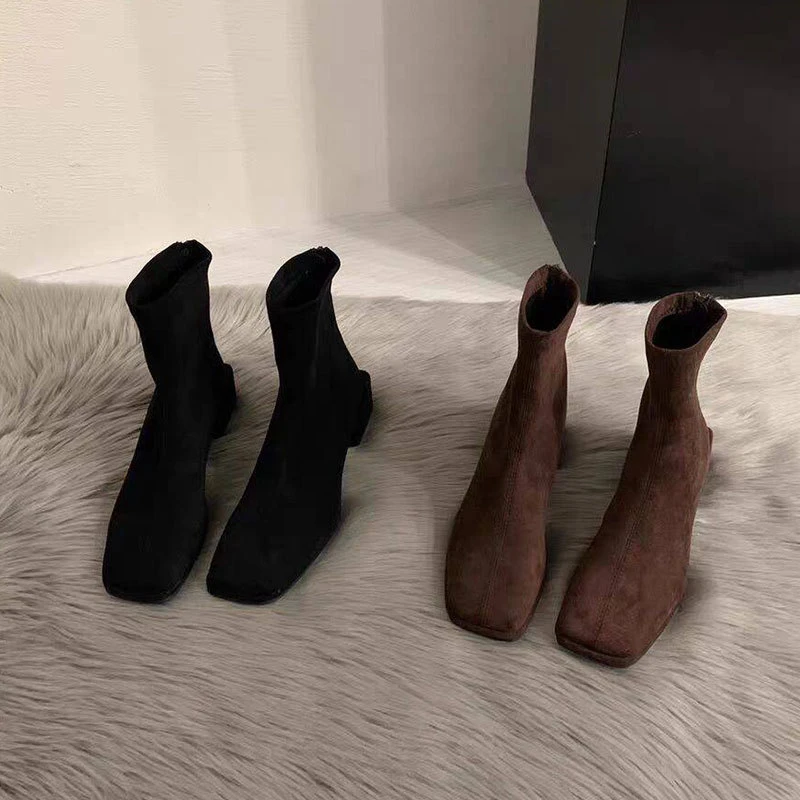 大码女靴41到43宽胖脚女鞋秋冬新款胖mm粗腿靴子冬季尖头高跟短靴
