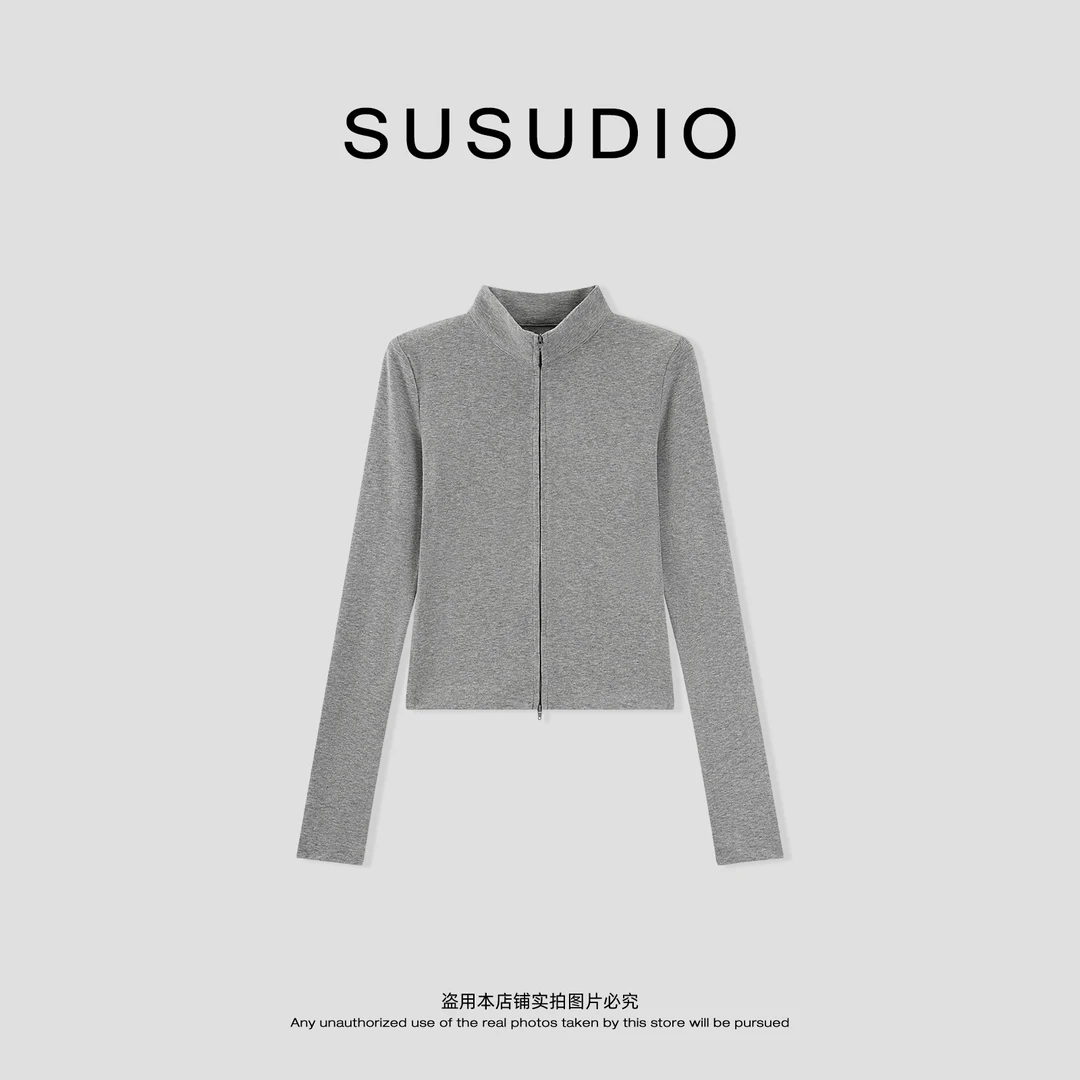 SUSUDIO②  早秋立领柔软长袖收腰超模身材针织拉链外套 C3022