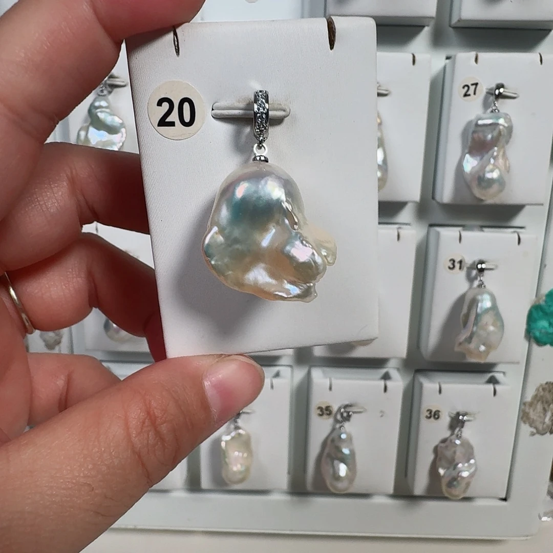 颈饰未镶嵌淡水珍珠