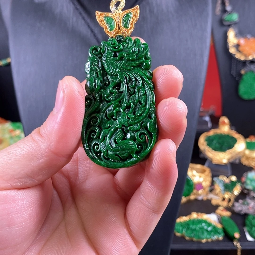 翡翠未镶嵌吊坠(赠链)吊坠
