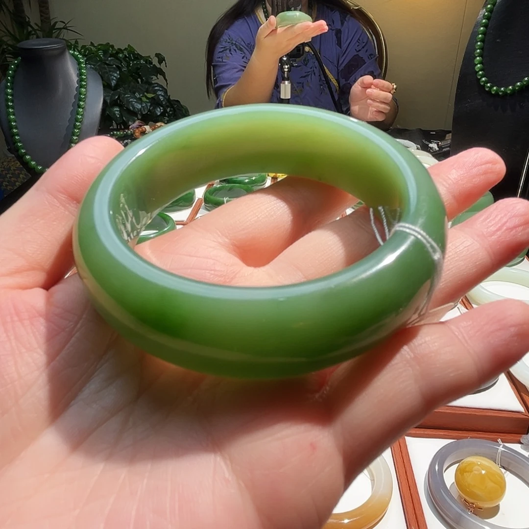 未镶嵌手镯和田玉58圈口