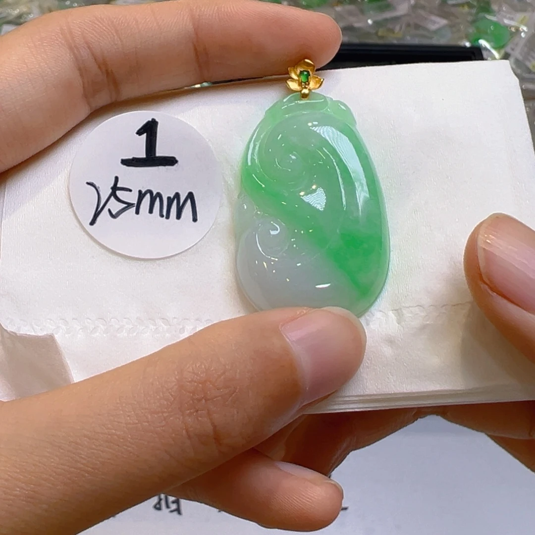 翡翠18K金镶嵌吊坠(不含链)