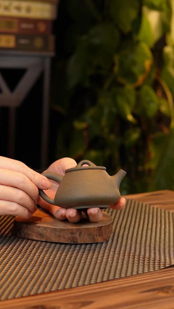 窑宝 石瓢壶 磨砂质感原矿紫红泥纯手工高端泡茶器约100-120ml