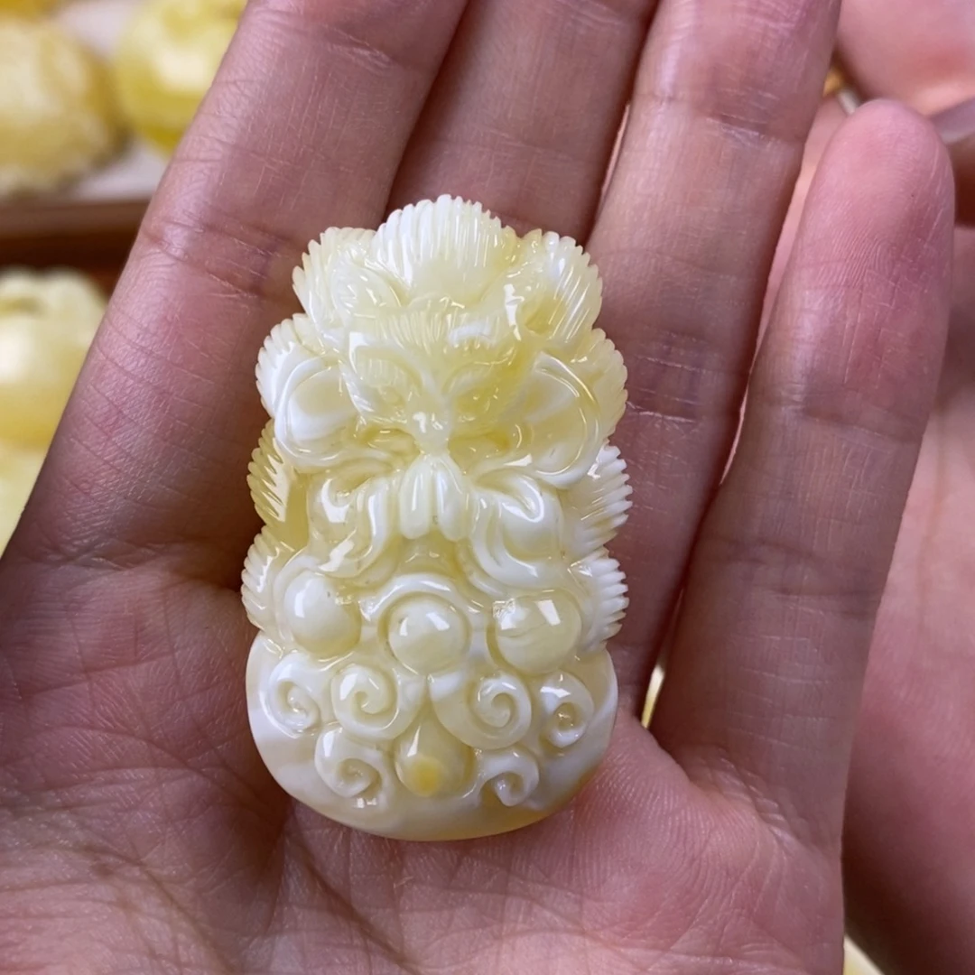 未镶嵌颈饰琥珀琥珀蜜蜡