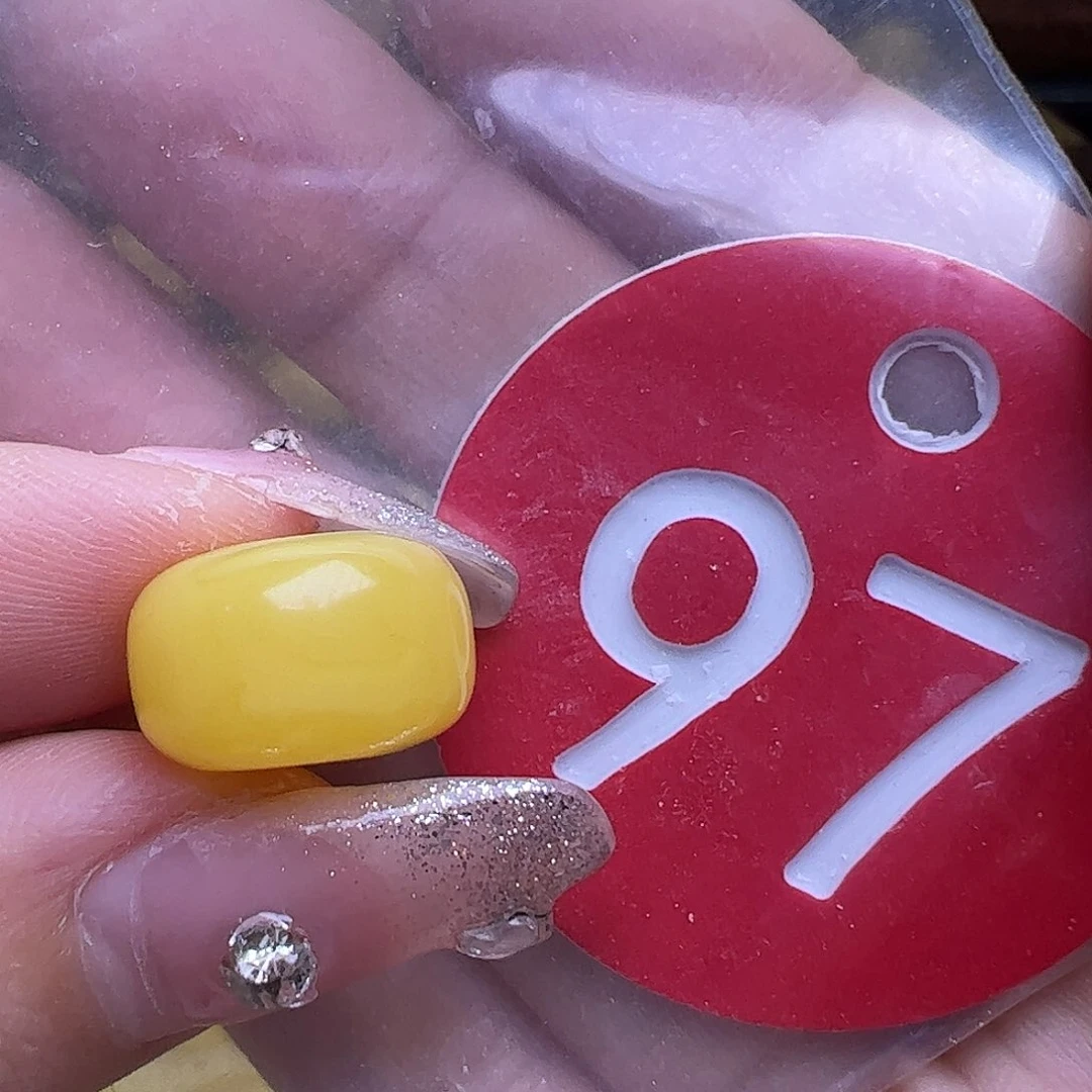 未镶嵌蜜蜡珠宝奇石鹤****铭13.4mm墩子