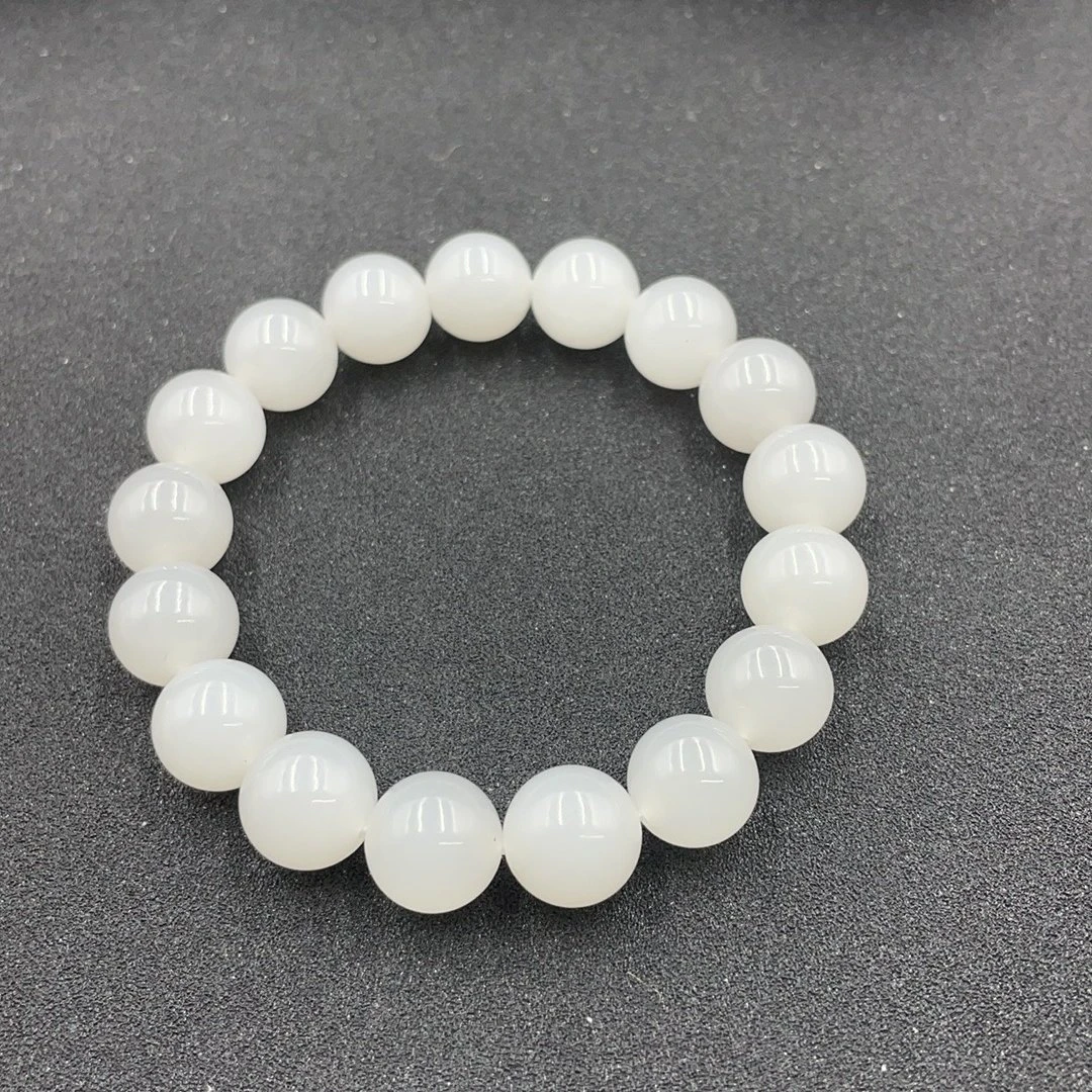 BY0116FWY标634 和田玉手串