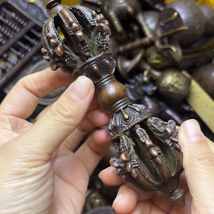 诚信经营精美铜器