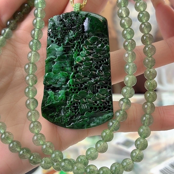翡翠未镶嵌颈饰翡翠