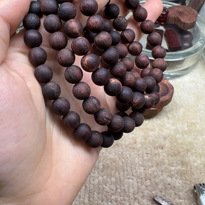 藤类缅甸小叶降真香0.8紫黑油23颗