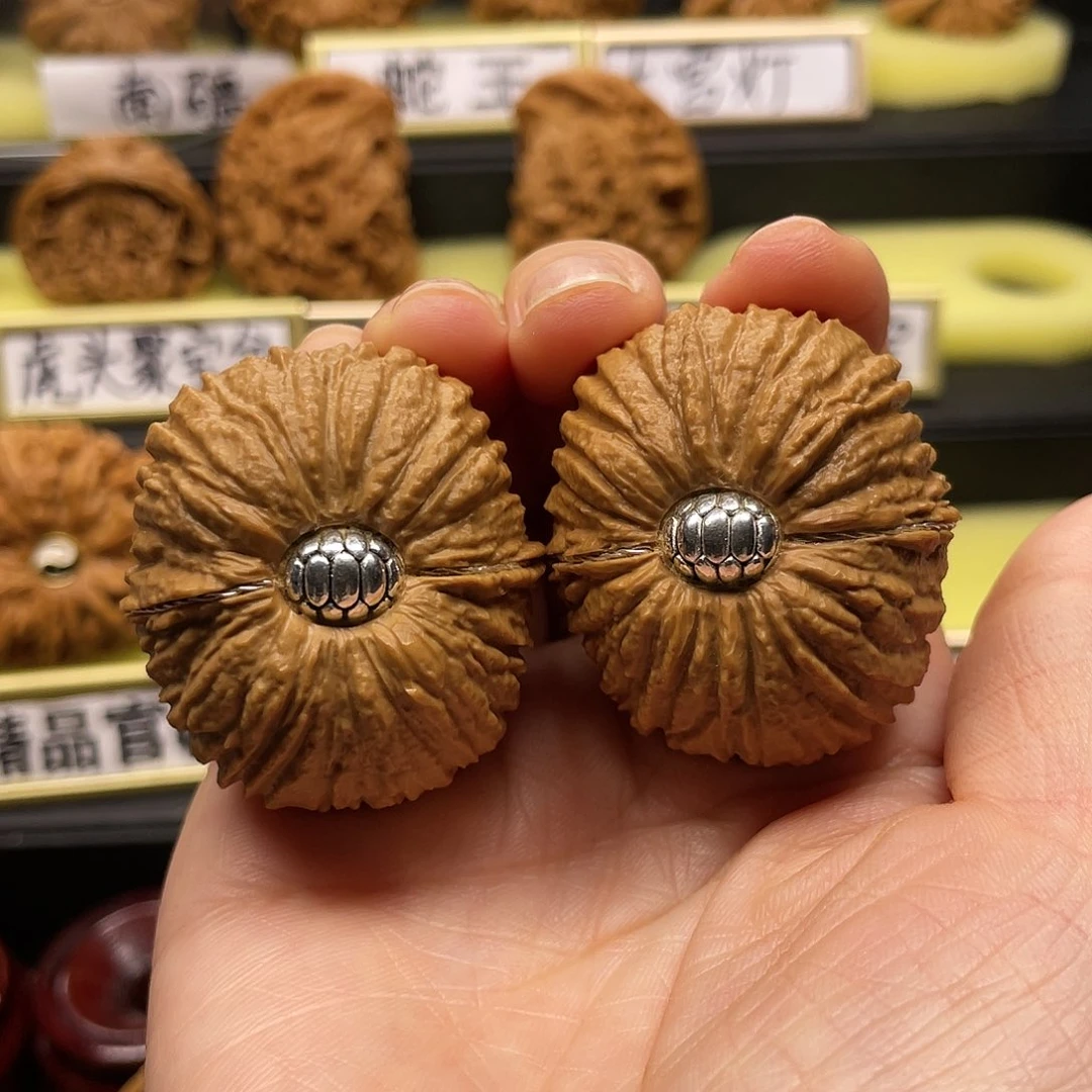 【闪购商品】吊坠文玩核桃猴头元宝40