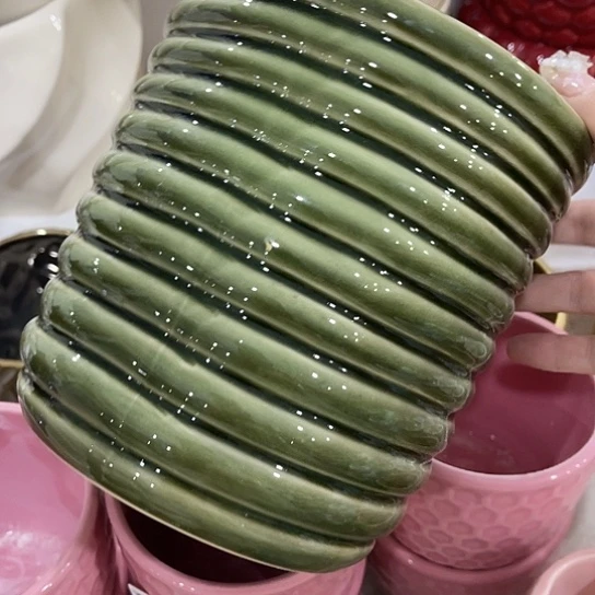 多肉绿植陶瓷花盆9.9包邮，有孔