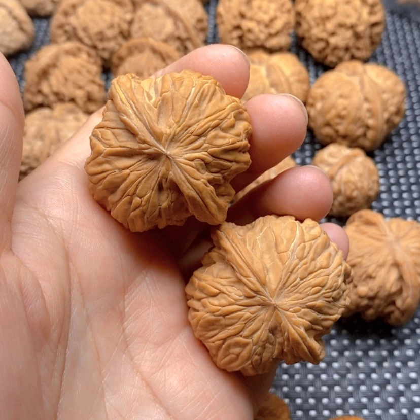 【闪购商品】文玩核桃吊坠核桃