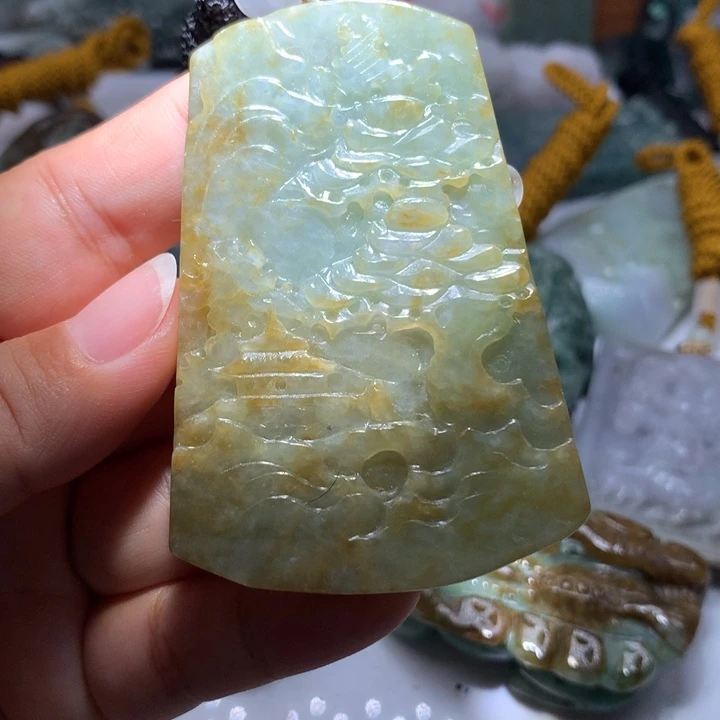 翡翠未镶嵌颈饰保真天然A货翡翠