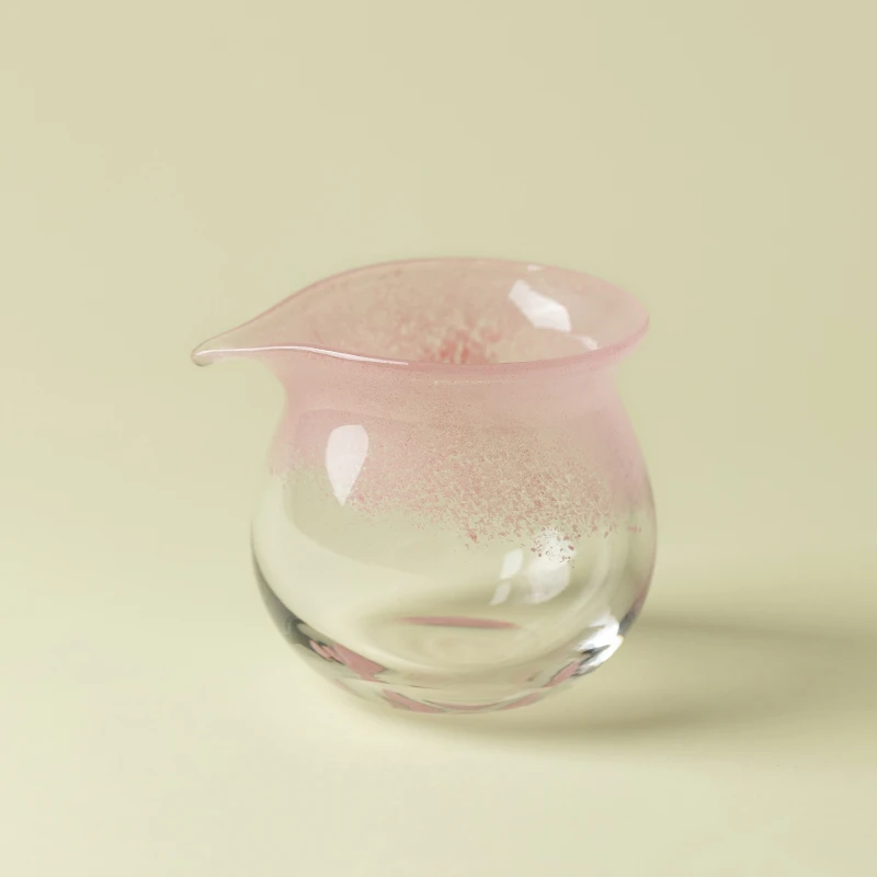 （阿萌茶事）雨晨玻璃公道杯-樱花粉
