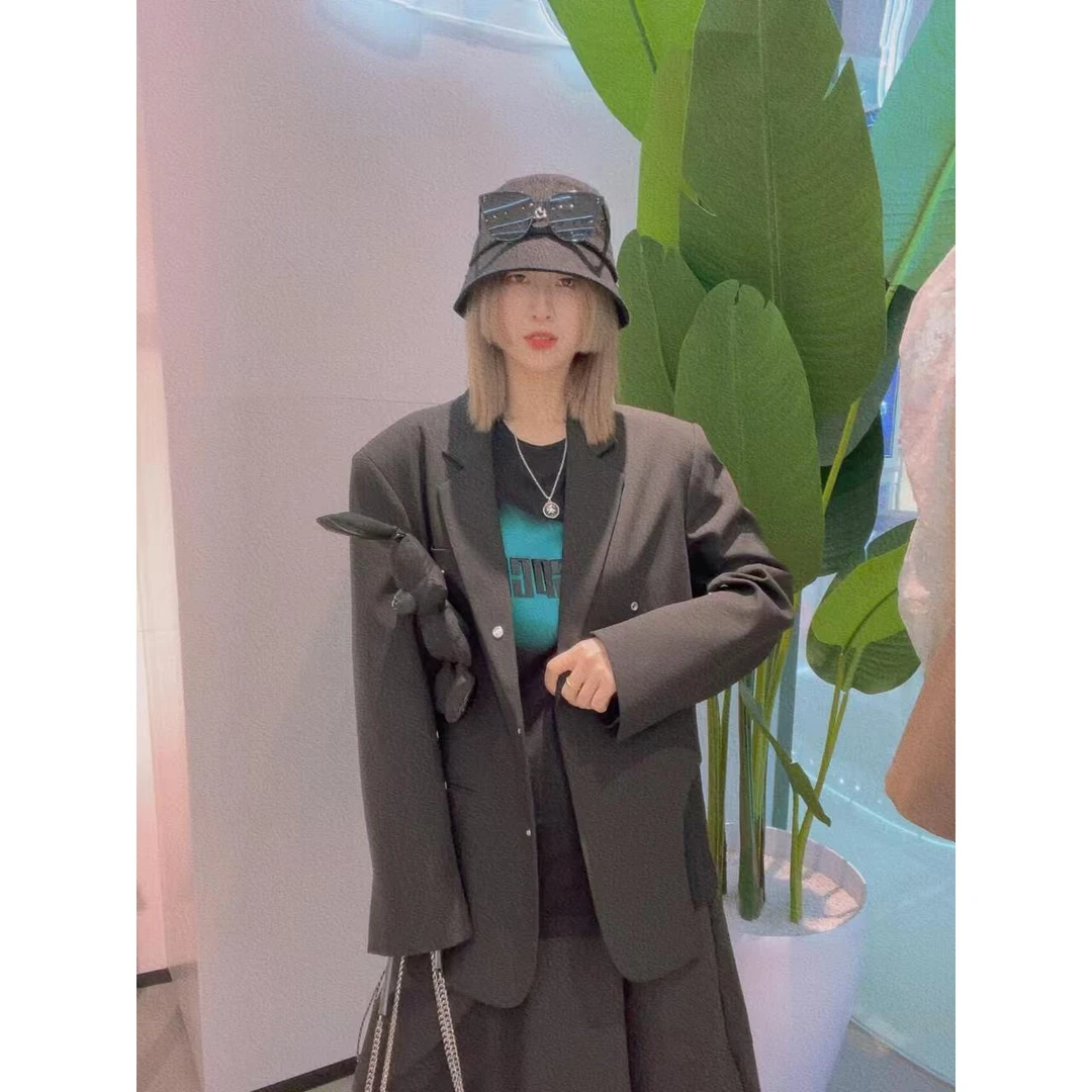 不规则玩偶西装（不含配饰）-0023