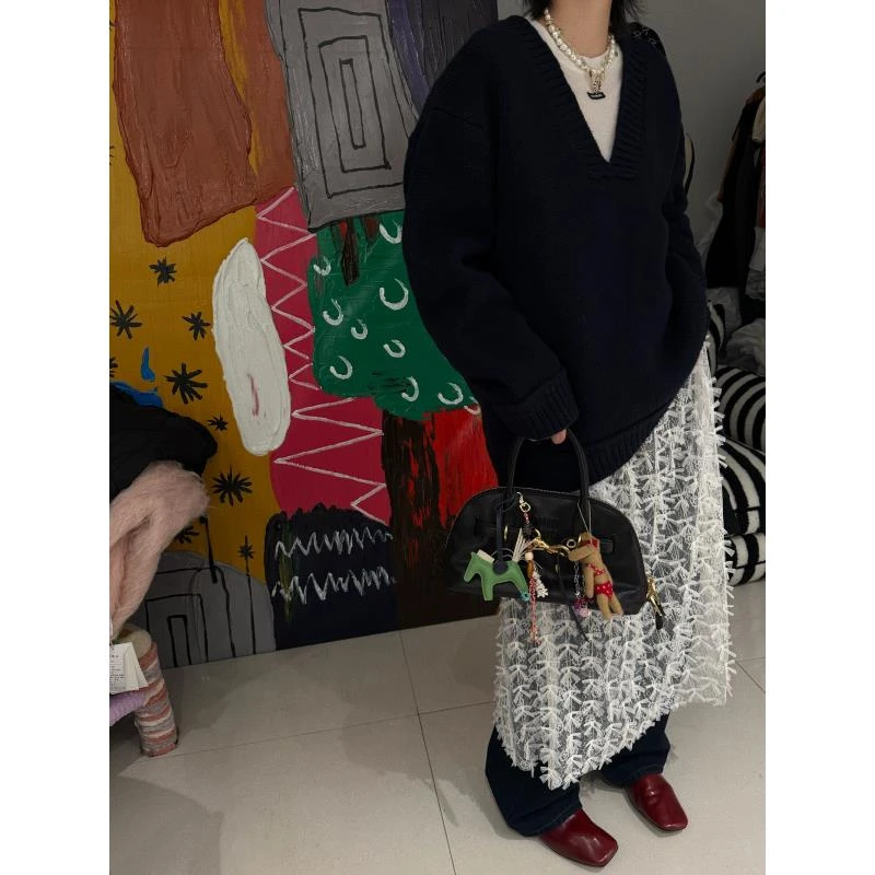 超重磅全羊毛廓形V领套头毛衣 J24M498