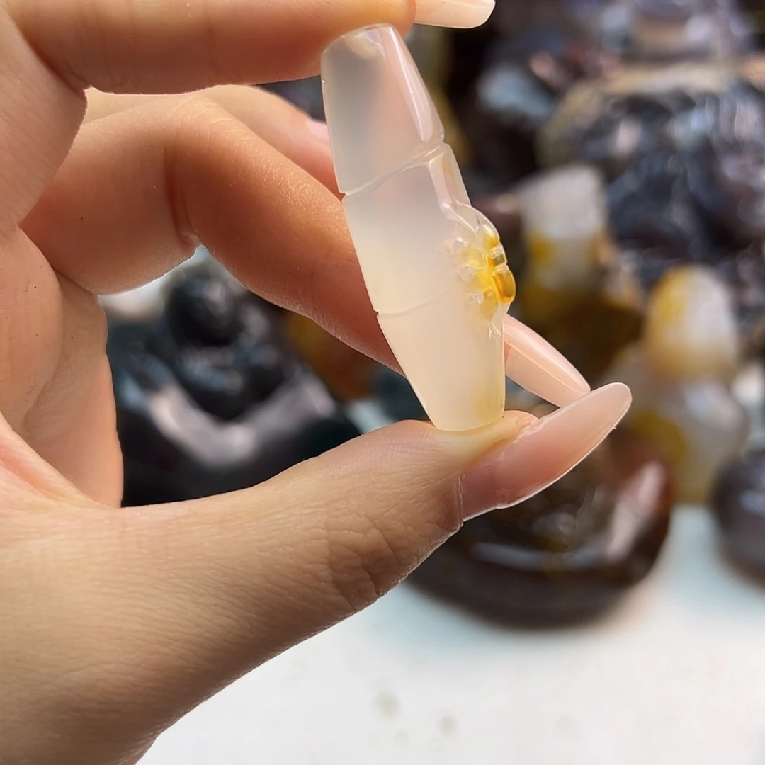 玛瑙/玉髓合金颈饰