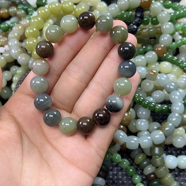 和田玉未镶嵌手链