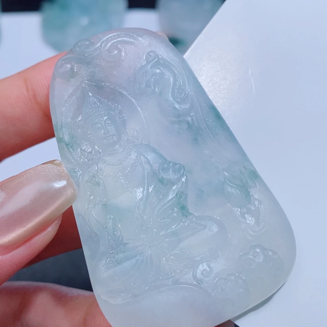 黑***卡定制翡翠未镶嵌吊坠