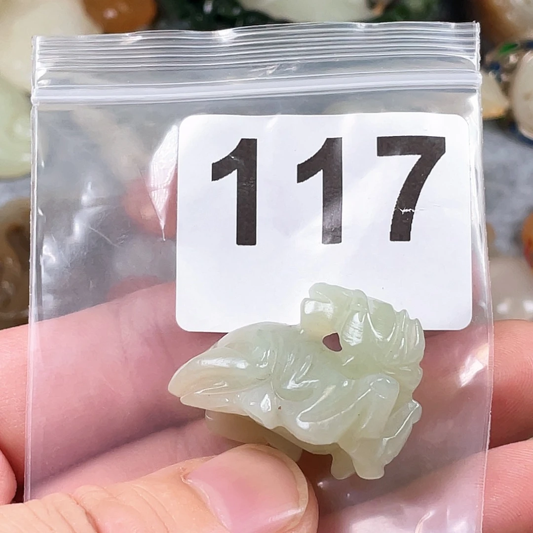 和田玉（糖玉）颈饰未镶嵌