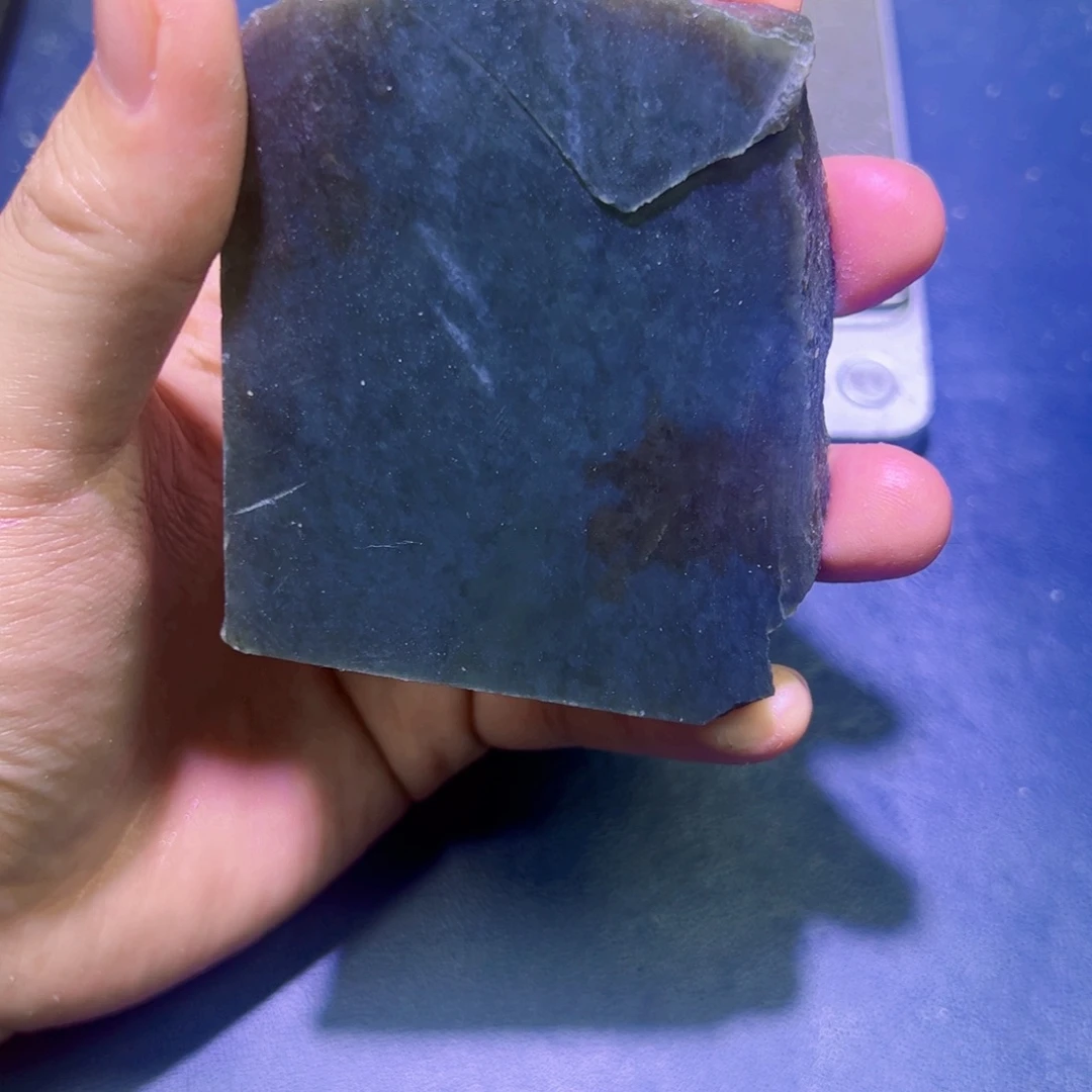 未镶嵌和田玉（糖玉）珠宝半成品