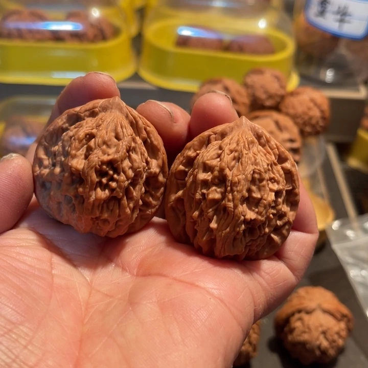 文玩核桃把件野生虎头全品39