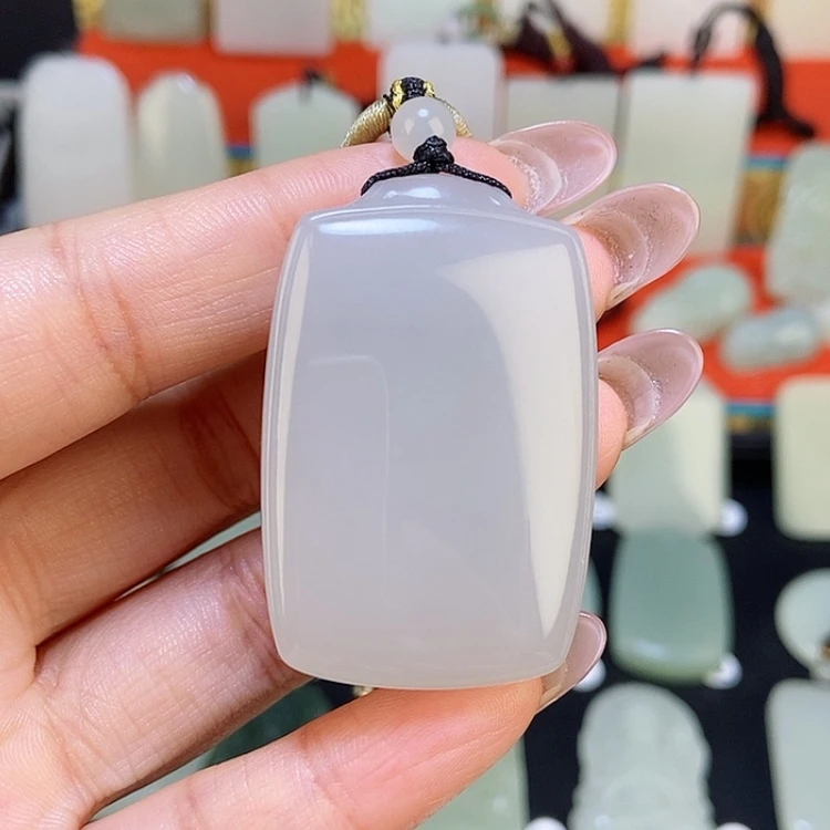 【闪购商品】颈饰未镶嵌和田玉