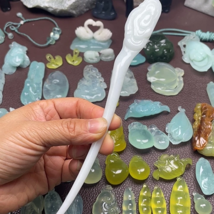 蛇纹石玉未镶嵌发饰