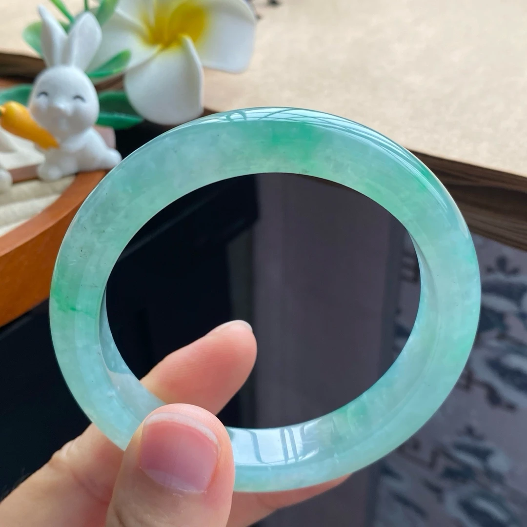 天然翡翠手镯01.11批冰飘阳绿果冻镯13009号57-11.5-8.8 冰清玉润