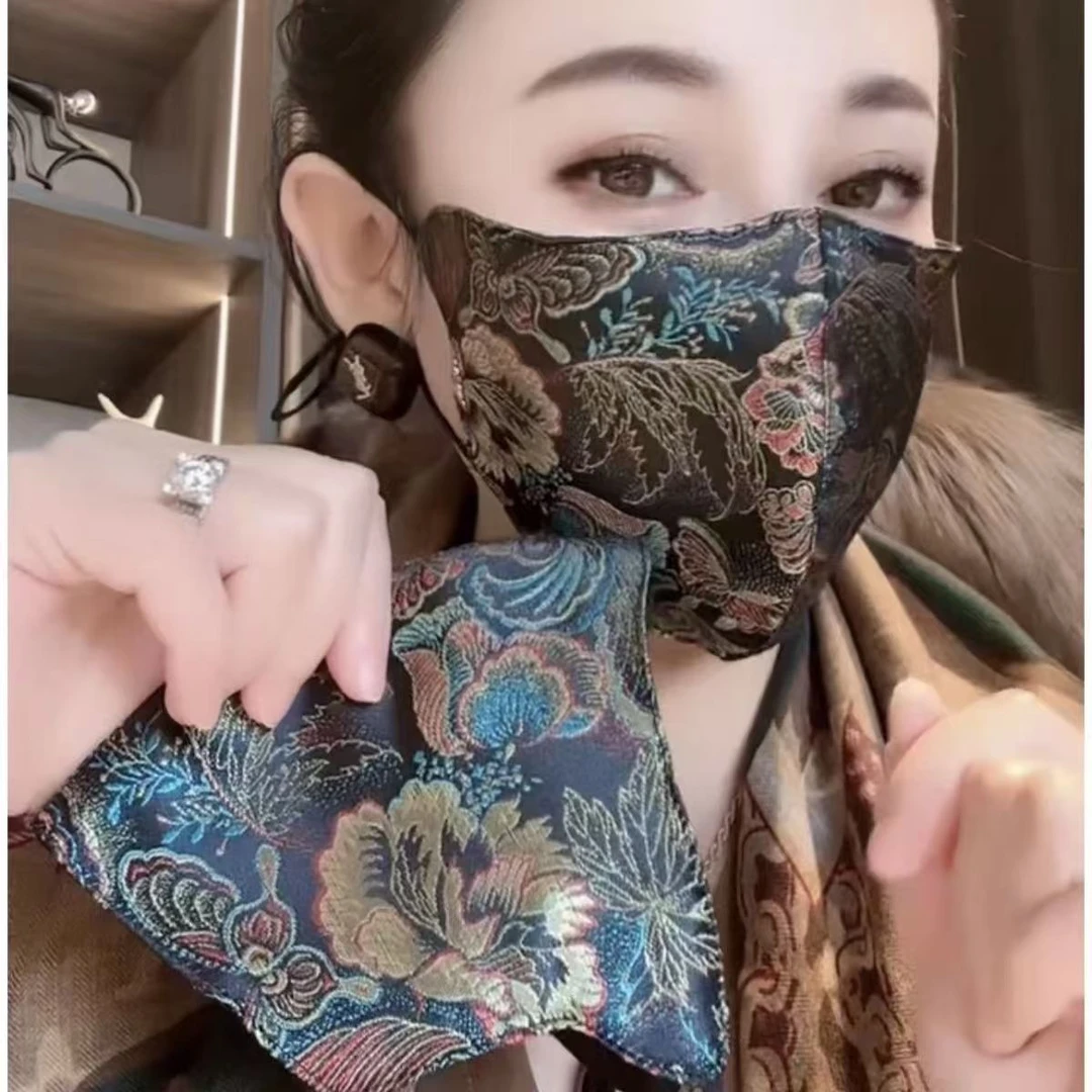 秋款上新中国风图腾花纹高端口罩可水洗可调节提花绸缎复古风