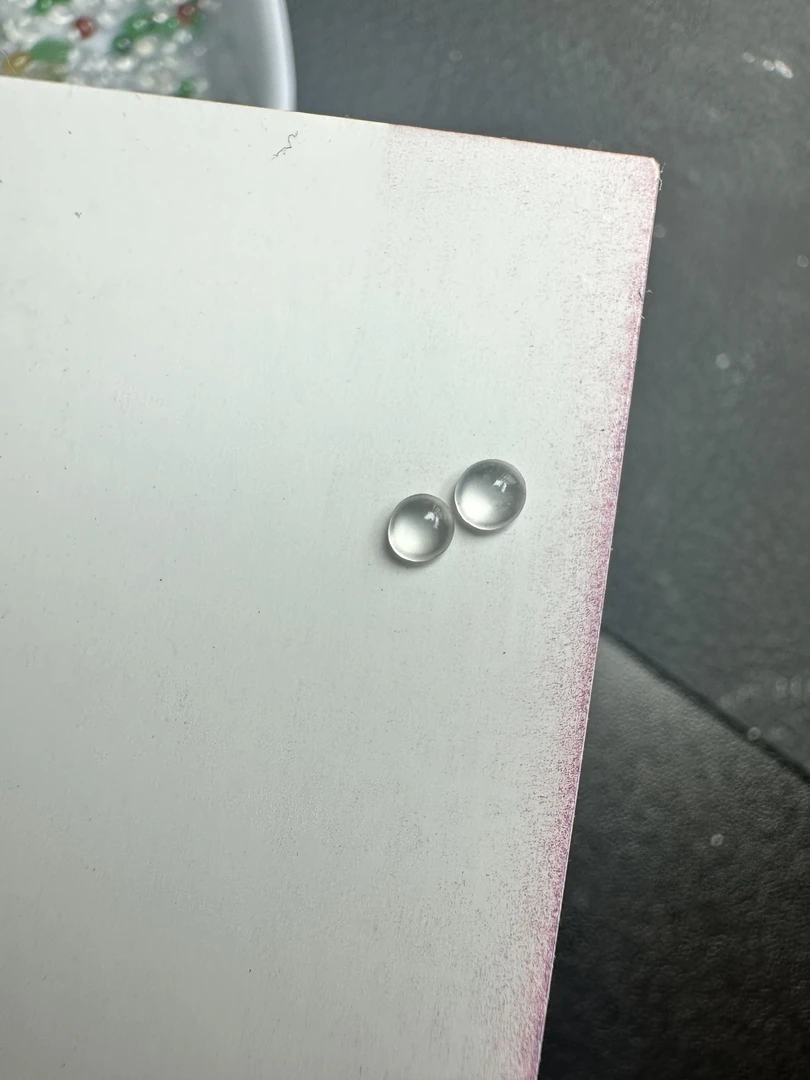 春日珠宝天然缅甸翡翠一对玻璃蛋面裸石，卡3左右（多样性发一对）