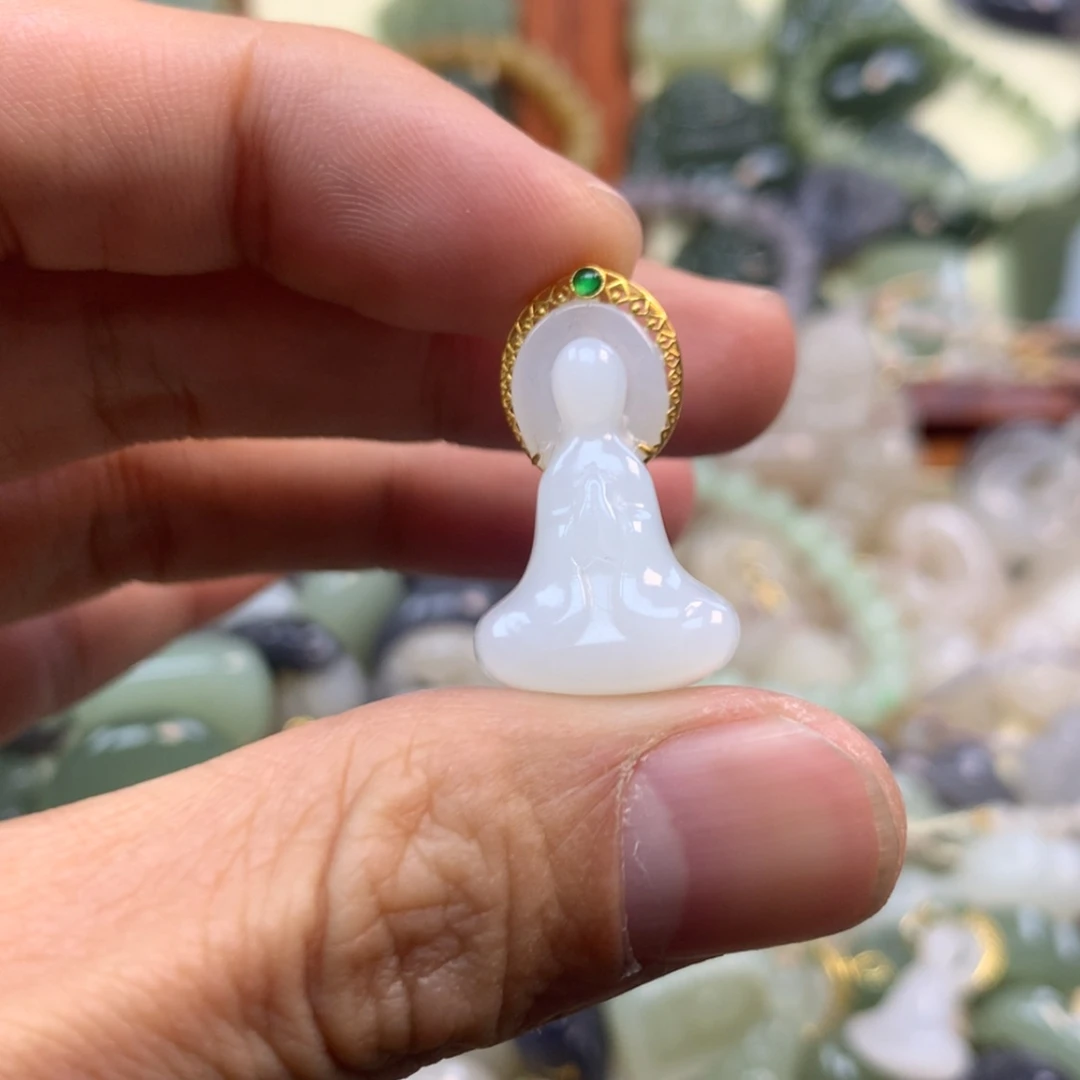 【闪购商品】和田玉颈饰18K金镶嵌思*