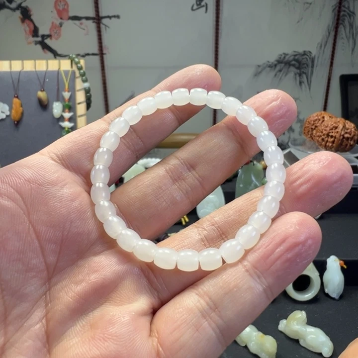 和田玉未镶嵌项链