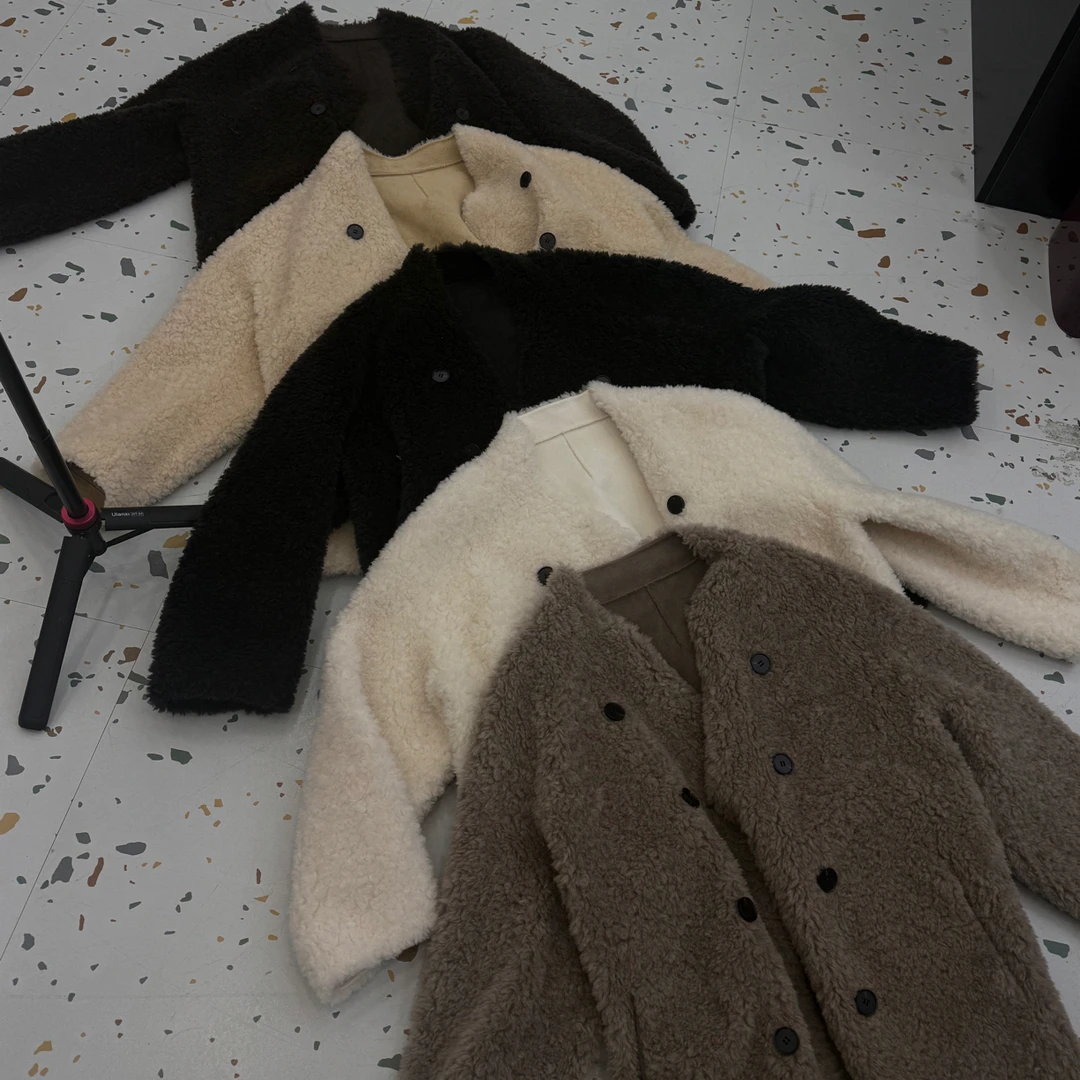 Misschen 海宁咩咩外套