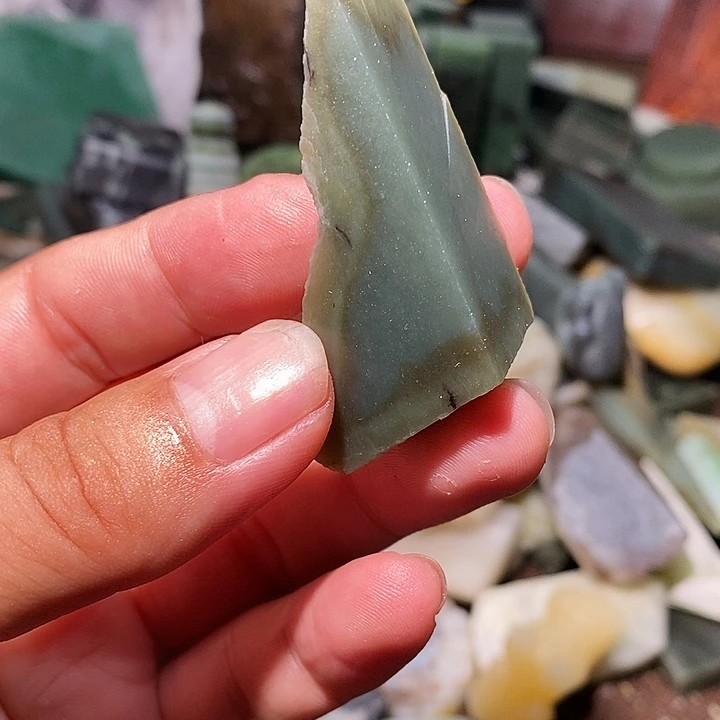 和田玉未镶嵌珠宝奇石