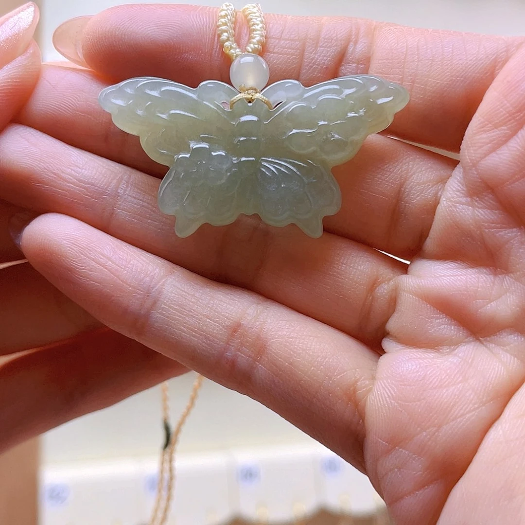 和田玉吊坠(赠链)未镶嵌小****