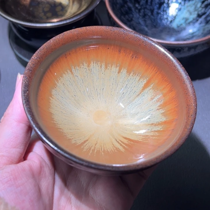 茶盏我们是有共同话题有