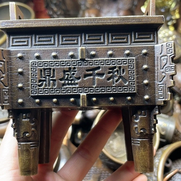 全是铜铜铜器铜器