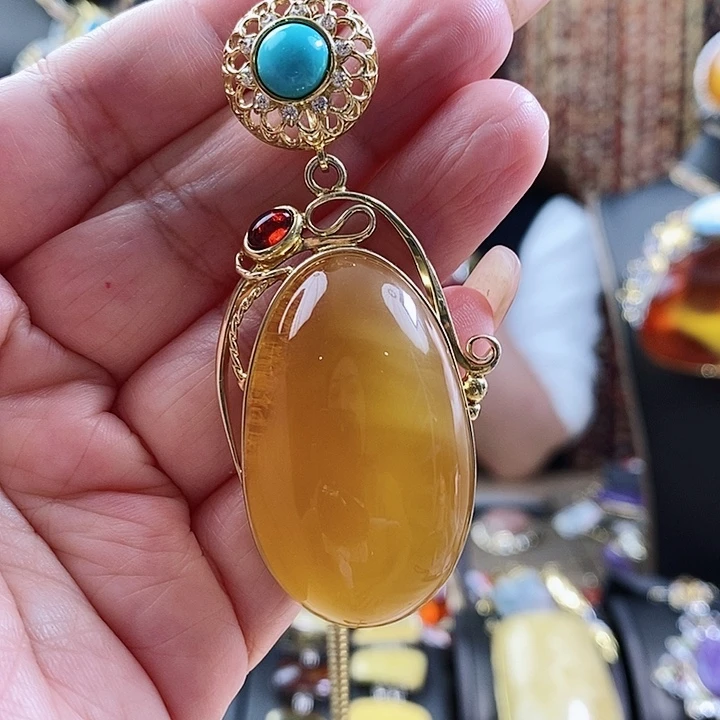 琥珀颈饰银S925镶嵌吊坠