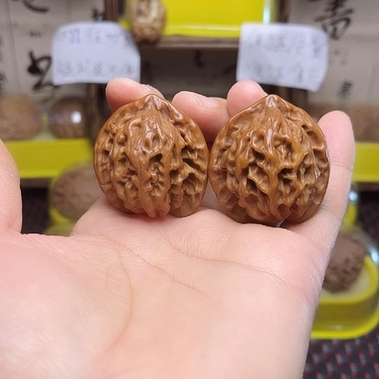 吊坠文玩核桃盘山